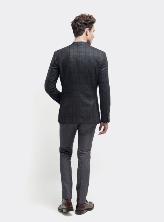 kostuum-grijze-broek-op-maat